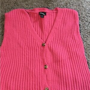 Dana Buchman Coral Pink Ribbed Button-Front Sweater Vest